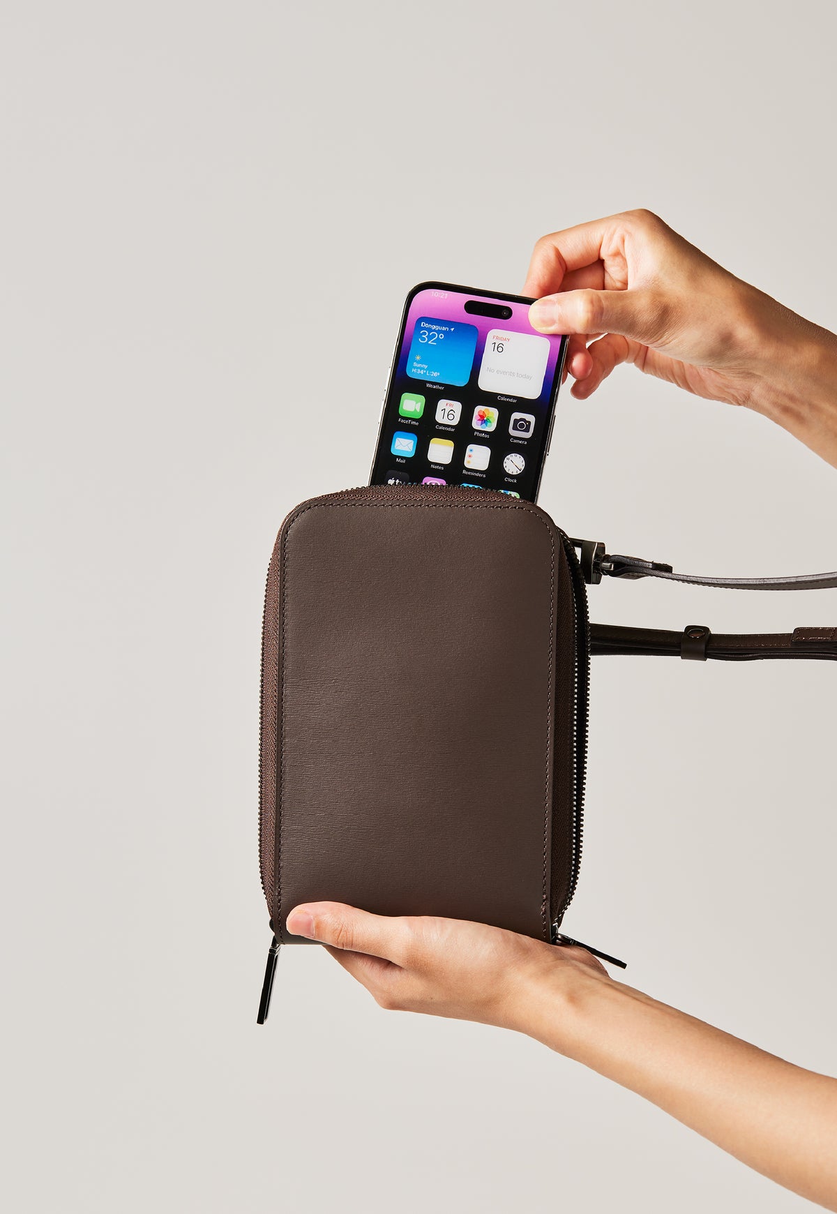シティライト スマホジップショルダー detail 10